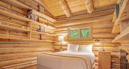 The Barn on Warm Springs Creek - 9 Riverfront Acres