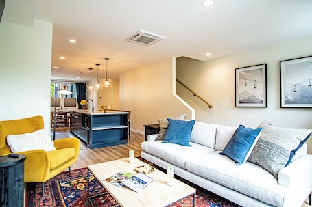 Condo, Multiple Beds, Patio, Mountain View (Mountain View Villa) | Living area. Mountain View Villa - Lux 3BD W/roof Terrace - Downtown Hailey