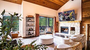 Condo, Multiple Beds, Balcony, Mountain View (Fairway Nine 4344) | Living area | 42-inch flat-screen TV with digital channels