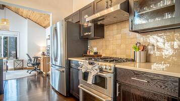 Condo, Multiple Beds, Balcony, Mountain View (Fairway Nine 4344) | Private kitchen | Dining tables
