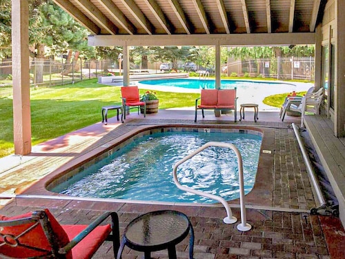 Sv139 - Walk to Lifts & Town - Hot Tub & Pool