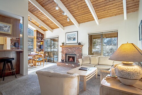 Sv120 - Walk to Lifts & Town - Hot Tub & Pool