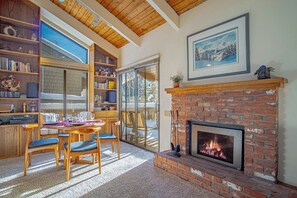 Condo, Multiple Beds, Patio, Mountain View (Sun Valley Condo 120) | Interior