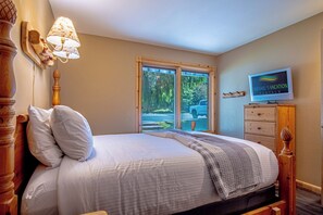 Condo, Multiple Beds, Balcony, Mountain View (Sun Valley Condo 113) | 1 bedroom, individually decorated, individually furnished, bed sheets