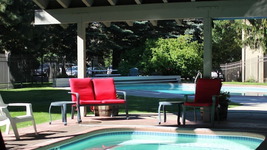 Sv113 - Walk to Lifts & Town - Hot Tub & Pool