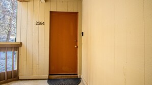 Interior - Indian Springs Oasis - Near Ski Slopes & Resort Amenities (Sun Valley)