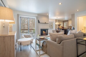 Condo, Multiple Beds, Patio, Mountain View (Indian Springs Oasis) | Living area | 42-inch flat-screen TV with digital channels