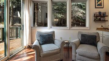 Condo, Multiple Beds, Patio, Mountain View (Skiway 174) | Interior