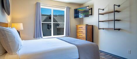 Condo, 2 camas Queen size, balcón, vista a la montaña (Hailey 720) | 2 habitaciones, decoración personalizada y muebles diferentes