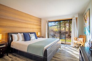 Condo, Multiple Beds, Balcony, Mountain View (Snow Creek Condo 1554) | 3 bedrooms, individually decorated, individually furnished, bed sheets - Snow Creek 1554 - Ski-in/ski-out + Pool & Hot Tub (Sun Valley)