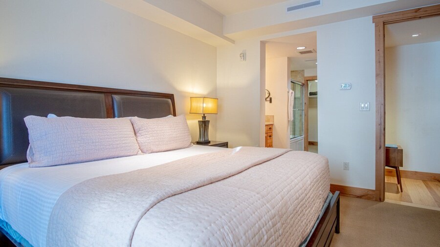 Elkhorn Springs Sanctuary - Pool/hot Tub/underground Parking