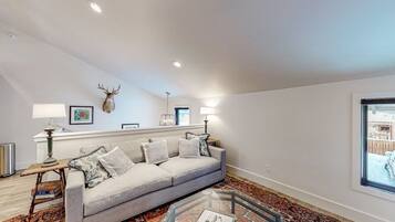 Condo, 1 Queen Bed, Balcony, Mountain View (West Ketchum Condo 10) | Living area | 42-inch flat-screen TV with digital channels