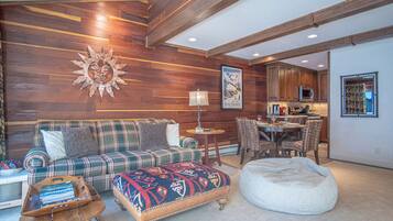 Condo, Multiple Beds, Patio, Mountain View (International Village at Warm Springs) | Living area | 42-inch flat-screen TV with digital channels