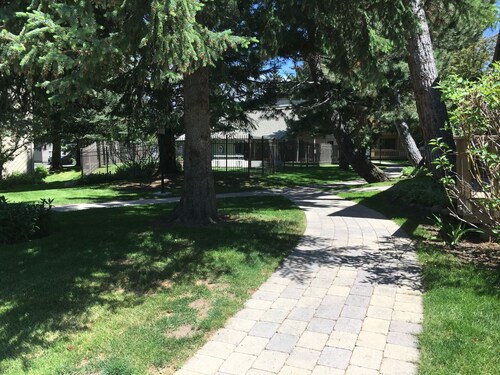 Sv155 - Walk to Lifts & Town - Hot Tub & Pool