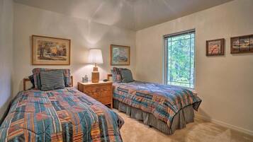 4 bedrooms, individually decorated, individually furnished, bed sheets