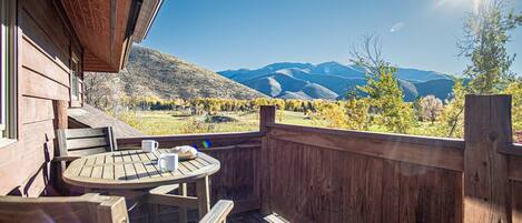 House, Multiple Beds, Patio, Mountain View (Creekside on Quigley) | Outdoor dining