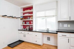 Condo, Multiple Beds, Patio, Mountain View (Pinewood Condo 124) | Private kitchen | Dining tables