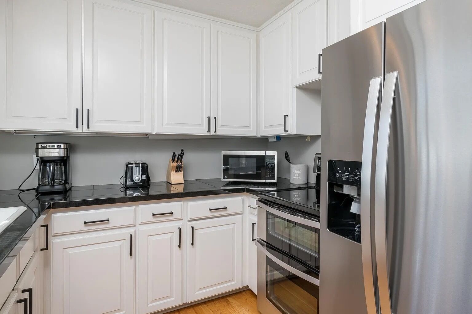 公寓客房, 多張床, 庭院, 山景 (Pinewood Condo 124) | 私人廚房 | 餐桌