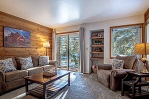 Condo, Multiple Beds, Patio, Mountain View (Bluff Condo 4119) | Living area | 42-inch flat-screen TV with digital channels - Elkhorn Bluff Condo + Complex & Resort Amenities (Sun Valley)