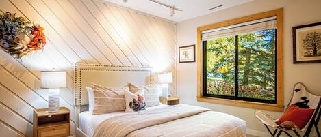 Condo, Multiple Beds, Balcony, Mountain View (Ridge Condo 2677) | 2 bedrooms, individually decorated, individually furnished, bed sheets