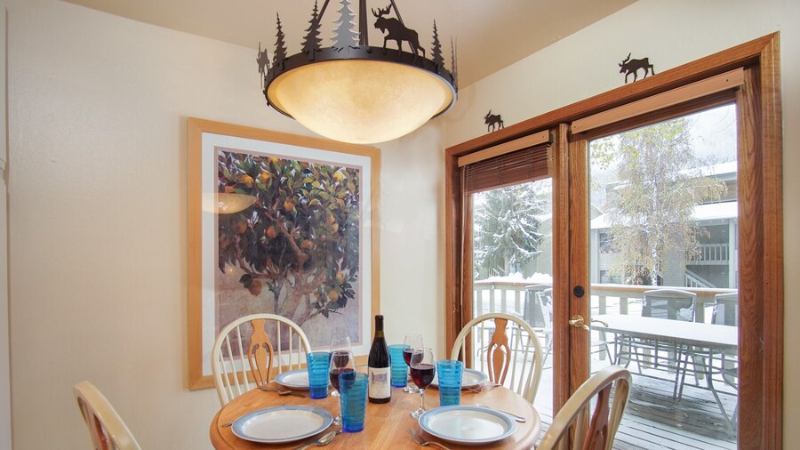 Sv101 - Walk to Lifts & Town - Hot Tub & Pool