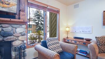 Condo, Multiple Beds, Patio, Mountain View (Sun Valley Condo 101) | Living area | 42-inch flat-screen TV with digital channels