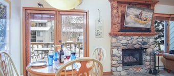 Sv101 - Walk to Lifts & Town - Hot Tub & Pool