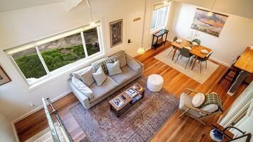 Condo, Multiple Beds, Patio, Mountain View (Parkside Condo 229B) | Living area | 42-inch flat-screen TV with digital channels