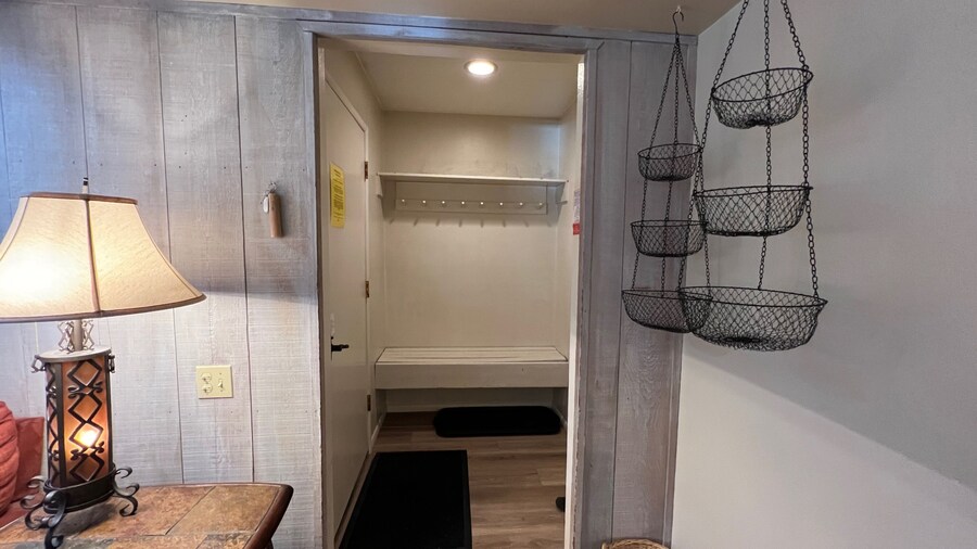 Sv153 - Walk to Lifts & Town - Hot Tub & Pool