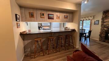 Condo, Multiple Beds, Fireplace, Mountain View (Sun Valley Condo 153) | Interior