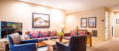 Condo, Multiple Beds, Patio, Mountain View (Sun Valley Condo 145) | Living area | 42-inch flat-screen TV with digital channels