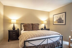 Condo, Multiple Beds, Patio, Mountain View (Sun Valley Condo 145) | 2 bedrooms, individually decorated, individually furnished, bed sheets