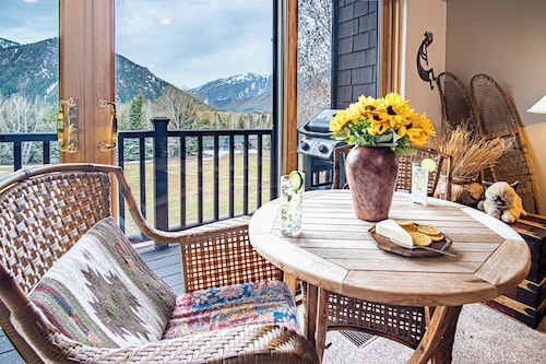 C21 Bigwood - Stunning Baldy Views