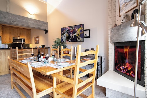 C21 Bigwood - Stunning Baldy Views