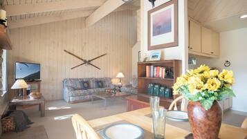 Condo, Multiple Beds, Patio, Mountain View (Sun Valley Condo 132) | Living area | 42-inch flat-screen TV with digital channels