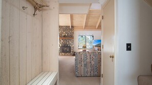 Condo, Multiple Beds, Patio, Mountain View (Sun Valley Condo 132) | Interior