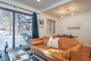 Condo, Multiple Beds, Patio, Mountain View (Andora Villa 123) | Interior