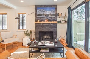 Íbúð - mörg rúm - verönd - fjallasýn (Andora Villa 123) | Að innan