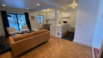 Condo, Multiple Beds, Patio, Mountain View (Andora Villa 123) | Interior