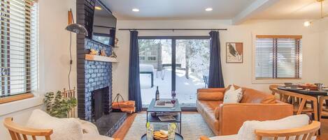 Condo, Multiple Beds, Patio, Mountain View (Andora Villa 123) | Living area