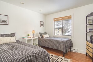 Condo, Multiple Beds, Patio, Mountain View (Andora Villa 123)