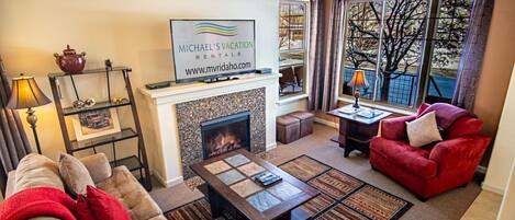 Condo, 2 Queen Beds, Patio, Mountain View (Stay at Sweetwater) | Living area | 42-inch flat-screen TV with digital channels