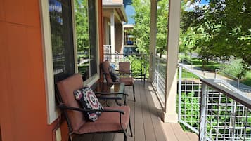 Condo, 2 Queen Beds, Patio, Mountain View (Stay at Sweetwater) | Terrace/patio