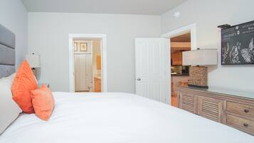 Apartamento, varias camas, patio, vistas a la montaña (Snow Star Condo 24) | 3 dormitorios, decoración individual, mobiliario individual