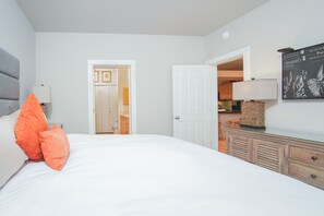 Condo, nhiều giường, sân hiên, quang cảnh núi (Snow Star Condo 24) | 3 phòng ngủ, trang trí khác biệt 