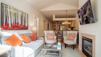 Condo, Multiple Beds, Patio, Mountain View (Snow Star Condo 24) | Living area | 42-inch flat-screen TV with digital channels