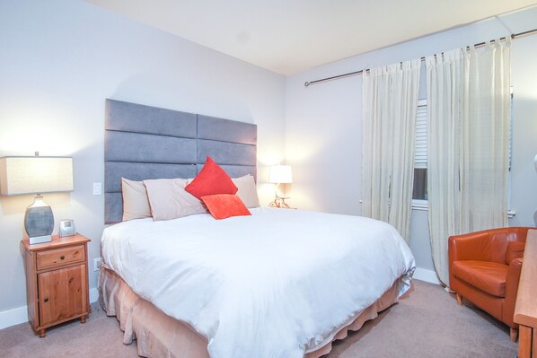 Condo, Multiple Beds, Patio, Mountain View (Snow Star Condo 24) | 3 bedrooms, individually decorated, individually furnished, bed sheets