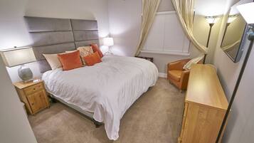 Condo, Multiple Beds, Patio, Mountain View (Snow Star Condo 24) | 3 bedrooms, individually decorated, individually furnished, bed sheets