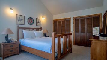 獨棟房屋, 多張床, 庭院, 山景 (104 Juniper-Elkhorn) | 2 間臥室、獨特裝潢、布置獨特、床單