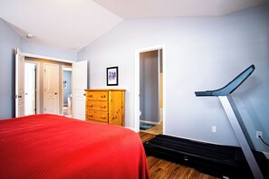 Ferienhaus, Mehrere Betten, Terrasse, Bergblick (Eastridge Escape - PET-FRIENDLY!) | 3 Schlafzimmer, individuell dekoriert, individuell eingerichtet